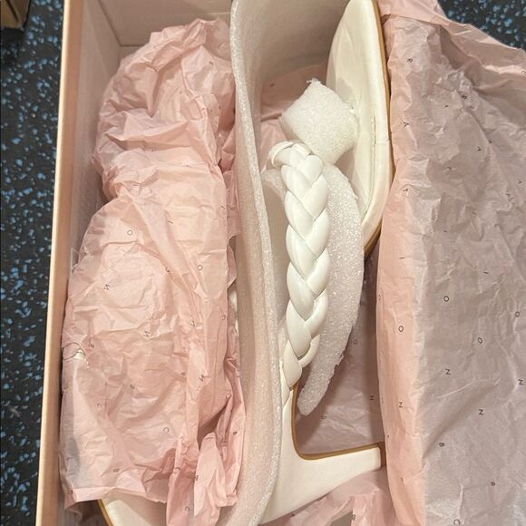 BCBGENERATION Women's Tulani Dress Sandal - Picture 4 of 5